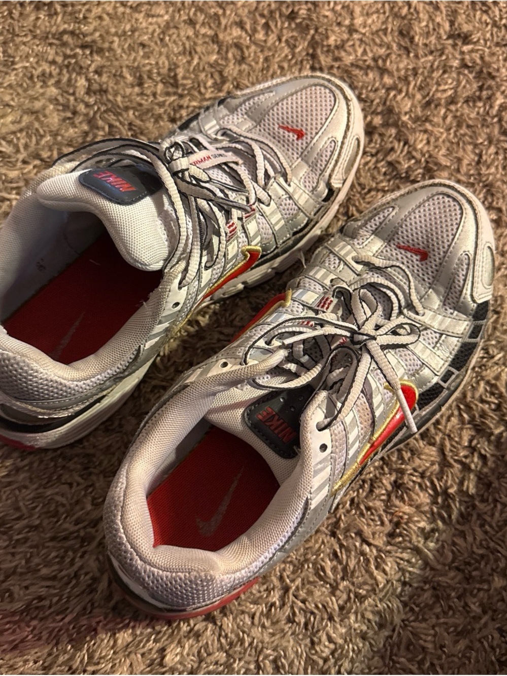 Nike 2011 P6000 sneakers in white & multi #retro #running

US women’s 9/men’s 7